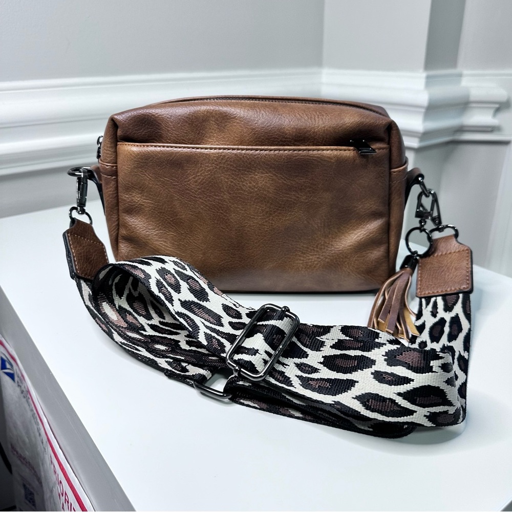WOMEN Crossbody Bag Vegan Leather Wide Strap Brown